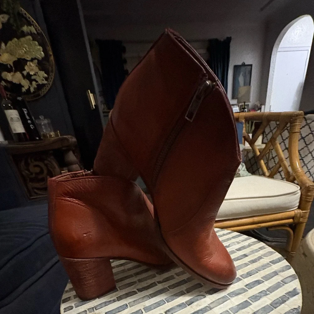 Frye boots brown size 7.5 - Picture 4 of 8